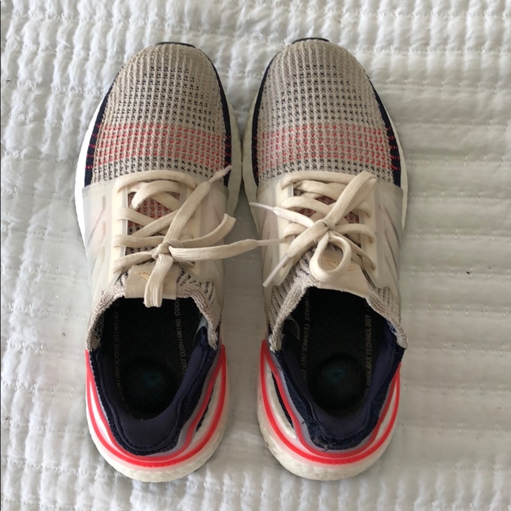 Adidas Ultraboost 19 running shoes size 6